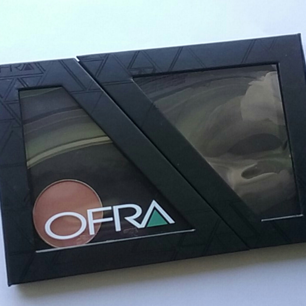 OFRA Pop-Up Palette Mini w/Blush Godet